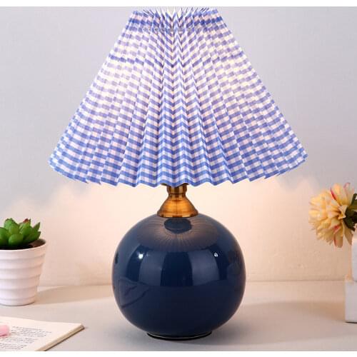 Japanese-style ceramic table lamps for living room Pleated skirt lampshade Warm bedroom lights bedside lamp home deco lighting