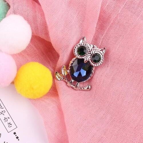 LUBOV Black Rhinestone Eyes Blue Crystal Waterdrop Stone Inlaid Silver Color Owl Brooch Pin Trendy Animal Women Costume Jewelry