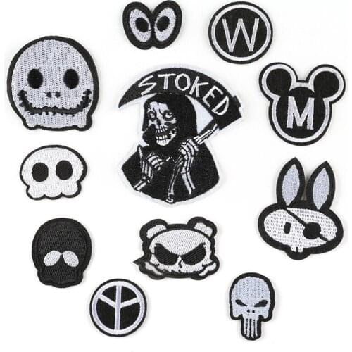 Cheap Black White Badge Wholesale Skull Iron on Appliques for Clothing Hole Repair Decorative Diy Patch Accessory
