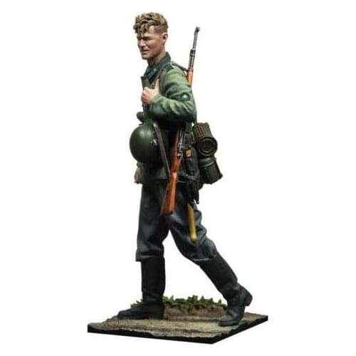 New Unassembled 1/16 120mm Oberschutze 1939 year man 120mm Resin Kit DIY Toys Unpainted resin model
