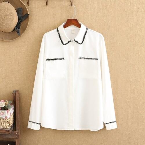 Women plus sizes A long-sleeved shirt with Regular shirt with a pocket lapel on the Left Front Its for fat ladies in Spring