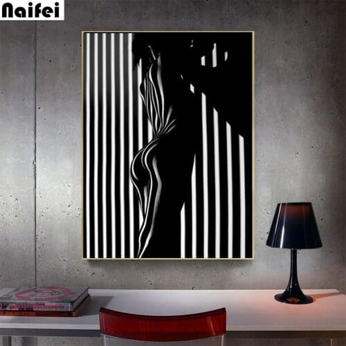 DIY Diamond Painting full Square round Diamond Painting Art Black and white striped woman Rhinestone mosaic diamond embroidery