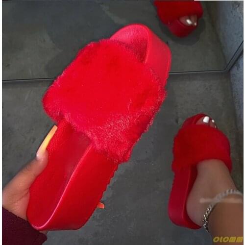 Hot 2020 Womens Summer Plush Slippers Low Heel Sandals Outdoor Beach Shoes Fashion Casual Plus Size 43