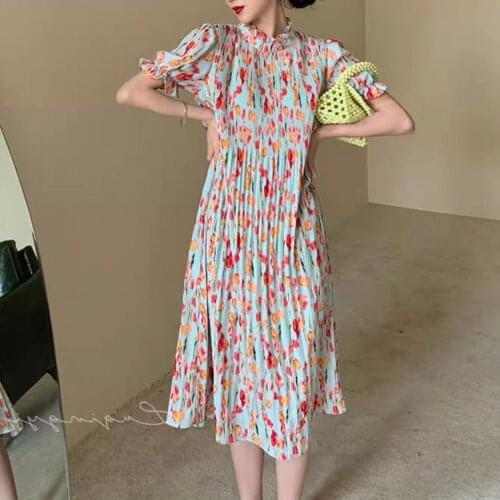 2021 Summer New Vintage Crushed Dress French Chiffon Long Skirt Wave Loose Holiday DRESS O-Neck Straight vintage