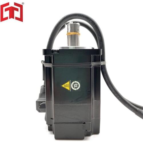 Yaskawa Servo Motor SGM7J-04AFC6S