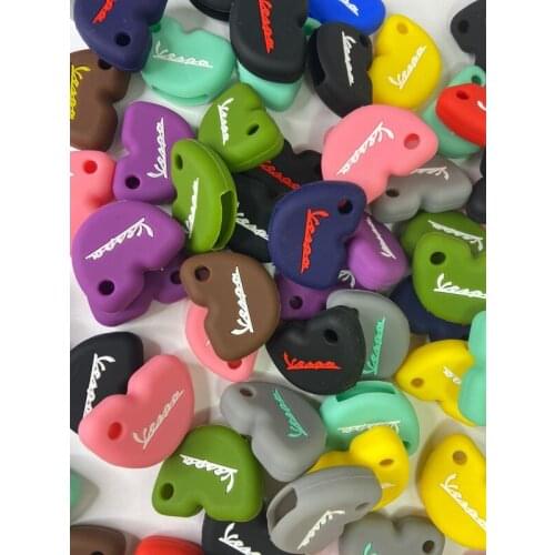 150pcs/lot Silikon Silicon Motor Scooter Key Cover For Vespa piaggio super 300 Gilera Nexus 500 new fly gts Key Case