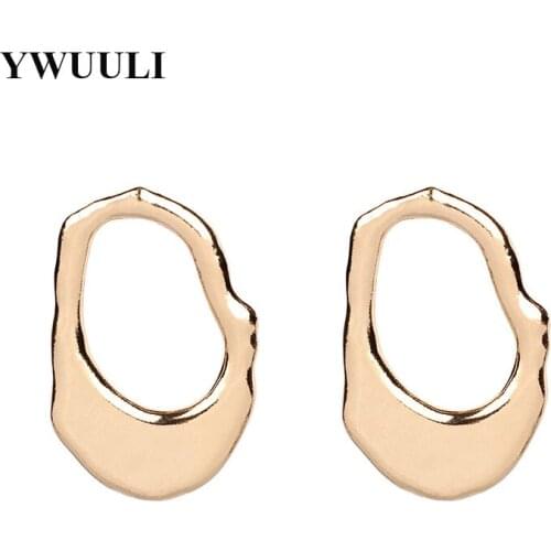 Simple Irregular Metal Hollow Geometric Round Stud Earrings Women Creative Concave Convex Circle Earrings Fashion Jewelry RY437