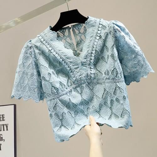 Retro Short Puff Sleeve V-neck Crocheted Hollow-out Slim-Fit Lace Shirt Womens Temperament Top Blouse 2021 Spring Summer
