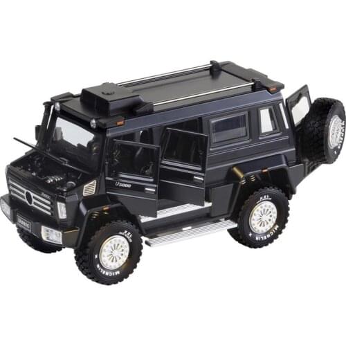 Hot 1:28 scale wheel benz Unimog U5000 metal model with light sound ORV diecast car pull back vehicle alloy toys collcetion