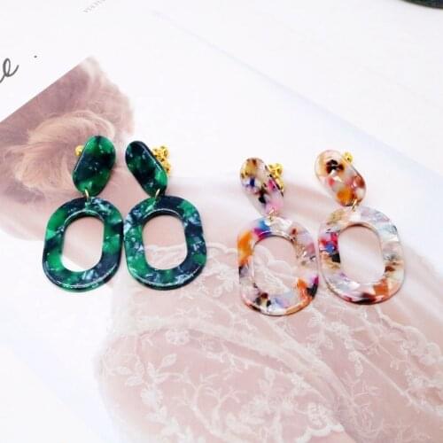 New Elegant Green Mixed Color Resin Clip Earring Rectangle Acetic Acid