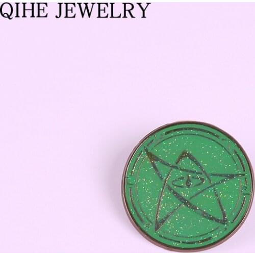 Call of Cthulhu Elder Sign Enamel Pin Mythical Novel Adventure Game Green Round Brooch for Lovers Women Men Lapel pin Badge