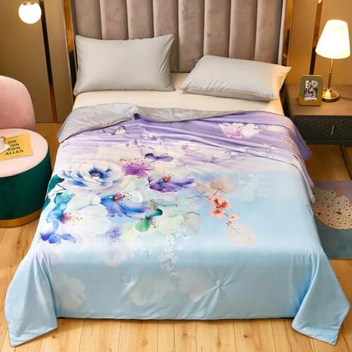 Summer Air-conditioning Room Quilt Soft Breathable Throw Blanket Thin Comforter Bed Cover Silk Feels Bedspread Coverlet