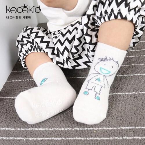 KACAKID Children Socks Cute Charactor Boys Girls Pattern Children Baby Socks Lovely Cotton Pink and Green Children Socks ka1121