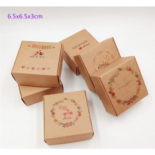 10Pcs/Lot Cardboard Paper Box Brown Flower Printed Love Heart Handmade Cube Kraft Paper Boxes Gift Package Goods Jewelry Storage