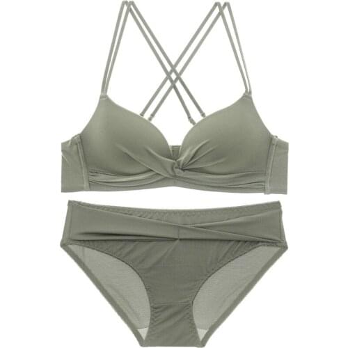 Free shipping 32-38 bra for women A B thin cup bra set pretty girl lingerie push up breathable healthy brassiere underwear