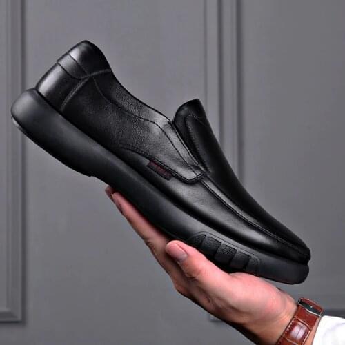 Luxury Brand Mens Casual Shoes Slip-on Male Loafers Shoes Summer With Holes Business Genuine Leather Shoes Men Large Size 38-47