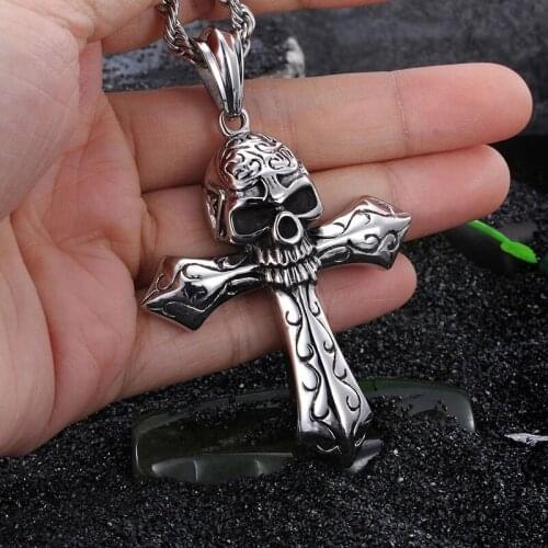 New cross skull personality domineering mens ornaments male titanium steel pendant necklace