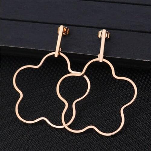 New Arrival Big Hyperbole Gold Color Triangle Heart Ear Piercing For Women Flower Stainless Steel Stud Earrings Fashion Jewelry