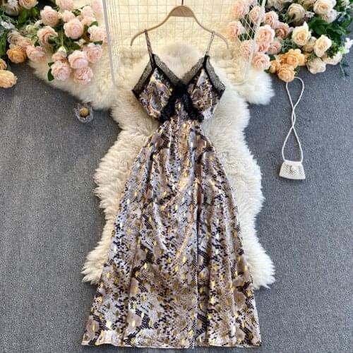 2021 Summer New Temperament Sling Vestidos Female Lace Lace Fight Reception Waist Thin Open Back Midi Dress C520