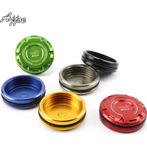 Motorcycle Front Brake Fluid Reservoir Cover For SPEED TRIPLE 1050 /SPEED TRIPLE 955 /SPEED TRIPLE R 675 /DAYT0NA