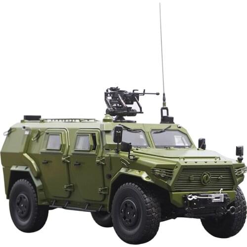 1/18 Alloy die-casting car model Dongfeng three-generation warrior CSK181 armored car Adult collection Childrens toys