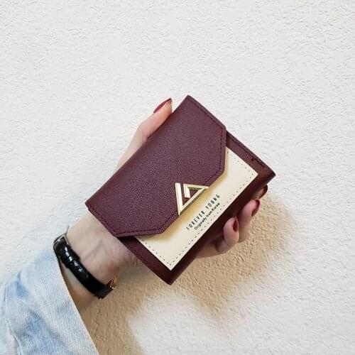 2020 new Small purse Triangle Decoration Woman Wallets Short Womens wallet made of leather Trifold Fashion Womens card holder