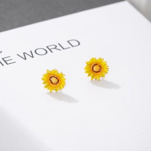 Hot sales Bohemian enamel mini sunflowers stud earrings needle for ladys jewelry
