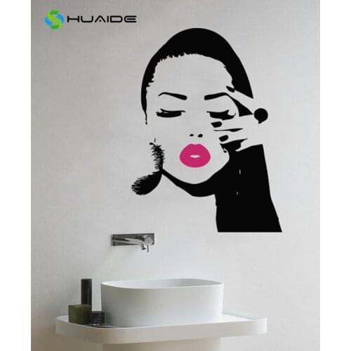 Wall Vinyl Decal Interior Home Decor Sticker Art Murals Beauty Salon Girl Face with Hand Manicure Nail Lips Home Decor A762