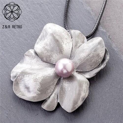 Flower Long Necklace for Women Vintage Plant Jewelry Grey Pendant Color Stone Beads Suspension Rope Chains Choker Jewellery 2021