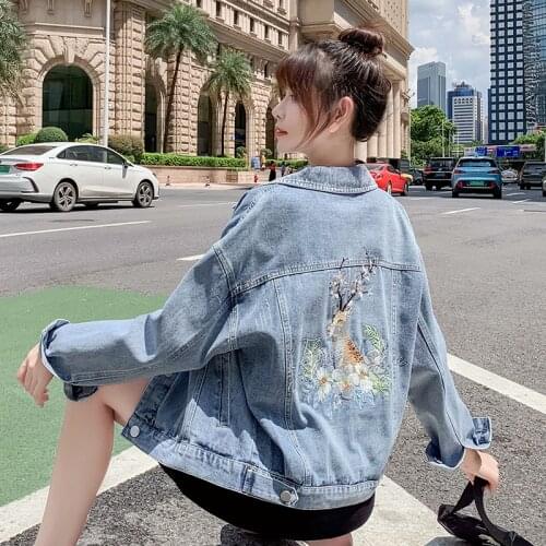Fashion Korean Embroidered Womens Denim Jacket Coat Flower Deer Loose Spring Autumn Falling Shoulder Button Ladies Coat Street
