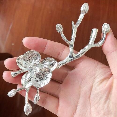 6/ PCS new metal alloy napkin ring creative plum flower Napkin Ring Wedding napkin buckle