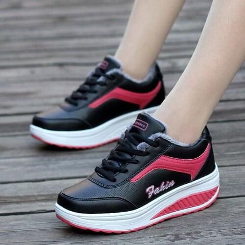 RUMPRA Cushioning Shoes