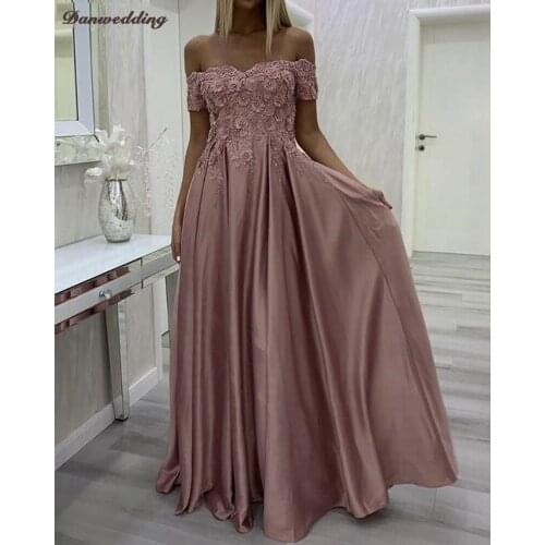 Vintage Satin Evening Dress Sexy Boat-Neck Sleeveless Lace Applique Prom Dress Floor-Length Zipper Girl Party Dresses New Models