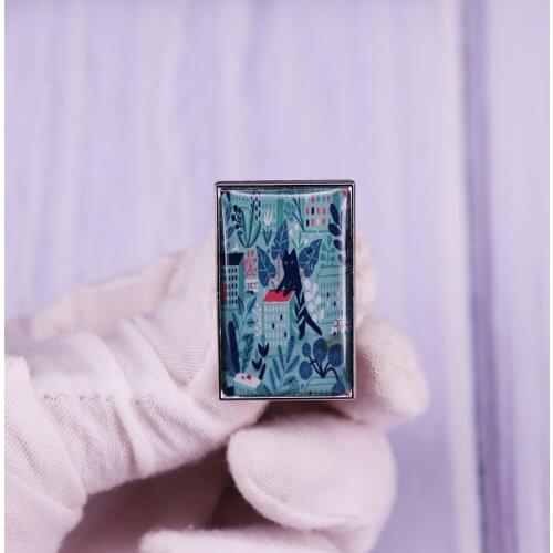 Giant black cat plants and dormitory area Pin Brooch Art badge Fashion Jewelry Decor