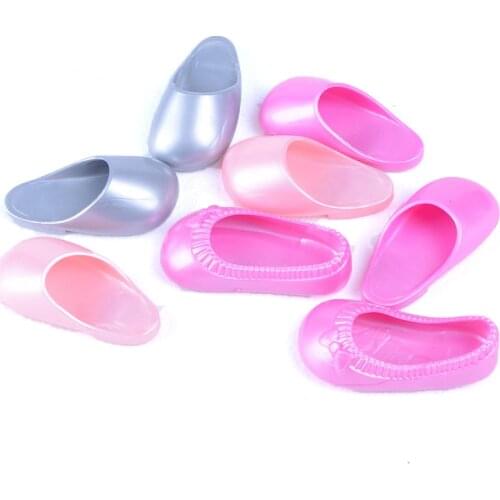 Hot New Random color 1 Pair Rubber Beach Sandals Slippers for 16 inch Doll Daily Life Necessities Acessory Best Toys Gift