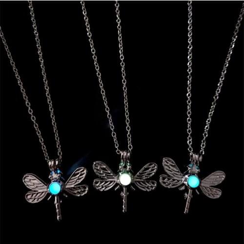 Charm Glowing Dragonfly Pendant Necklace Cute Luminous Jewelry Choker 3 Colors Christmas Gift For Women dropshipping necklaces