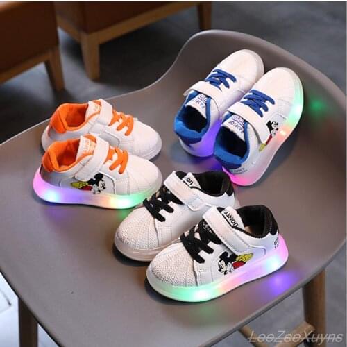 Disney Kids LED Luminous Shoes Mickey Mouse Children Sneakers for Girls Light Up Trainers ChildrenS sports Shoes 1 2 3 4 5 6 Y