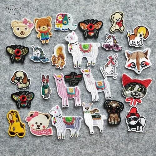 Mix Hot melt adhesive iron Patches Cute Animal Sheep bee dog Embroidered Applique Stickers Jacket Badges DIY Clothing Accessory