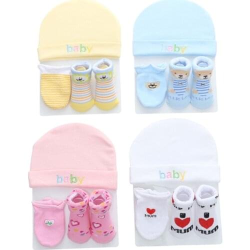 3 Pcs/set Cartoon Cotton Hat and Gloves Cute Baby Boys Girls Socks Cap Set Infant Newborn Toddlers Bathing Gifts