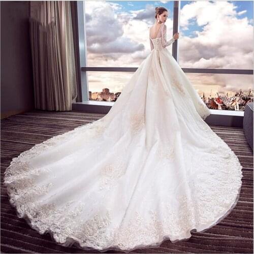 Gorgeous Lace Wedding Dresses 2021 Appliques Sequins O Neck Chapel Train Long Sleeves Vintage Ball Gown Vestidos De Novia