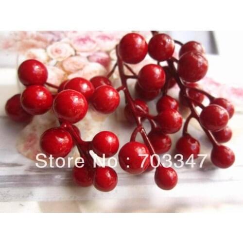 20pcs/lot) Artificial Berries Christmas Berry Cluster In Red Diy Crafts Floral Fillers For Wreath Christmas Decoration Fruit
