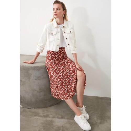Trendyol Flower Decorated Slash Detailed Skirt TWOSS20ET0230