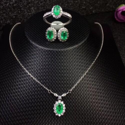 Columbia natural emerald set ring earrings necklace fashionable with new design quality 925 Silver