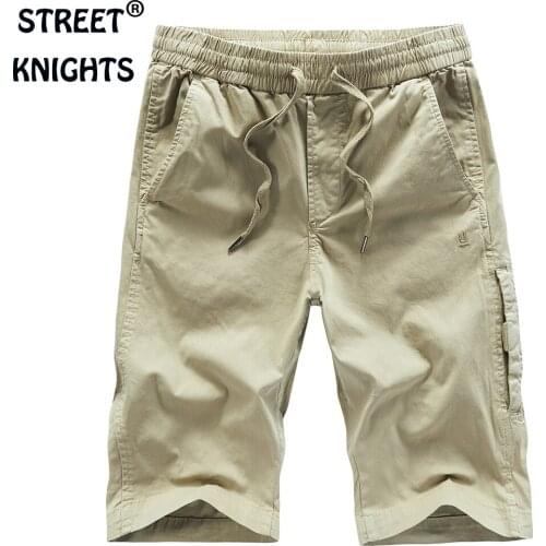 Mens 2021 Summer New Casual Fashion Style Pure Color Leisure Soft Touch Shorts Men 97.5% Cotton Street Knee-Length Beach Shorts