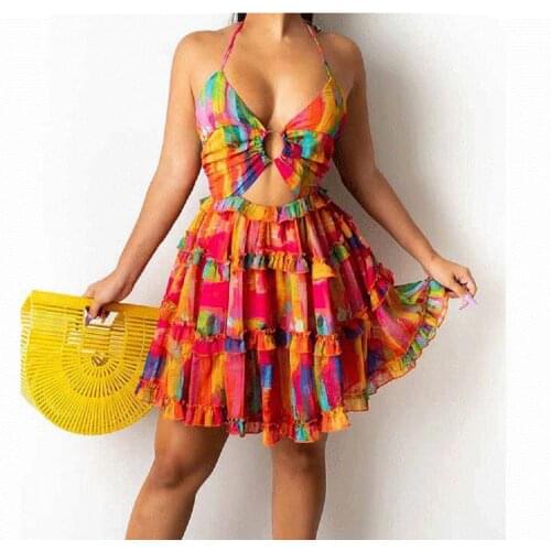 2021 High Quality Early Autumn New Ladies Sexy V-neck Suspender Chest Ring Halter Fungus Cake Dress