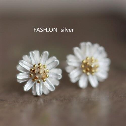Korean Fashion Small Fresh Daisies Stud Earrings Temperament Wild For Women Earrings Girl Gift Jewelry