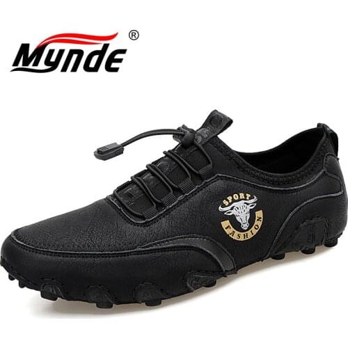 Brand Mens Casual Shoes Genuine Leather Breathable Mens Moccasins Outdoor Mens Driving Shoes Waterproof Flat Shoes Men Shoes
