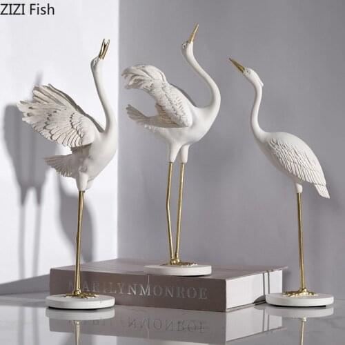 Classical Ornaments Resin Fairy Crane Golden Decorative Statue Desk Decor Crane Statuette Figurine Home Decoration Modern