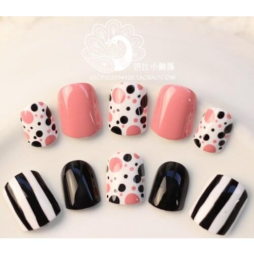 Trend hit color pink and black pure color false nails kit 24pcs Short size full design fake nails Nail art tool French nail tips