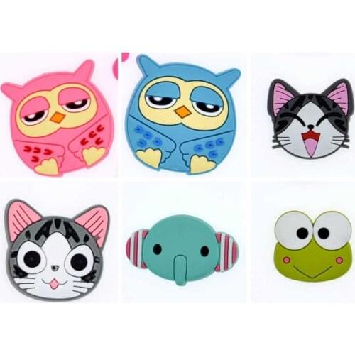 100Pcs Elephant Cats PVC Flatback Use Jewelry Charms Pendants Winder Wristband Brooches Cable Rings Children Present